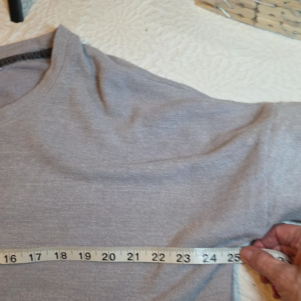 Three‎ Dots Lavender Marled Lightweight Pullover Size S
